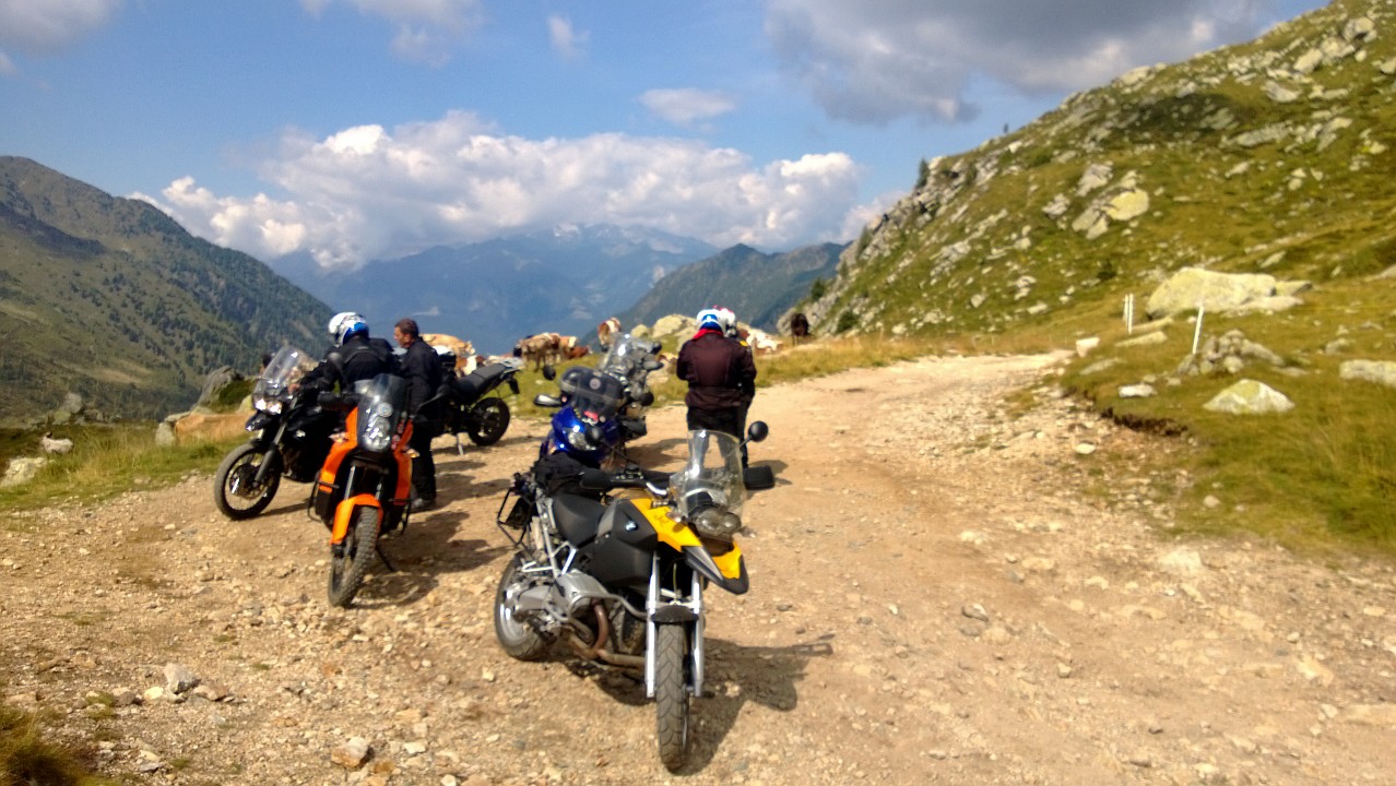 Passo Dordona in moto